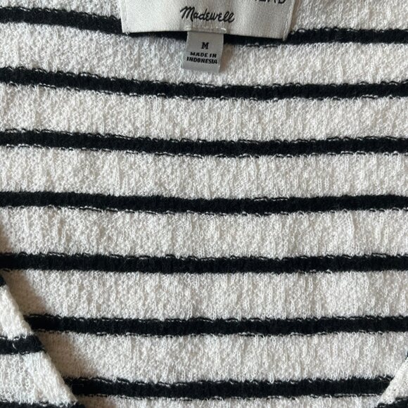 Texture & Thread Striped Top - Picture 3 of 4